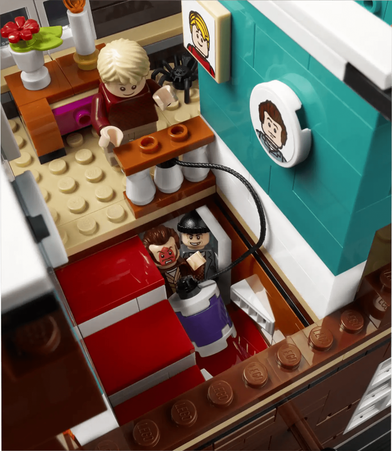LEGO Ideas Home Alone - LOW&BEHOLD