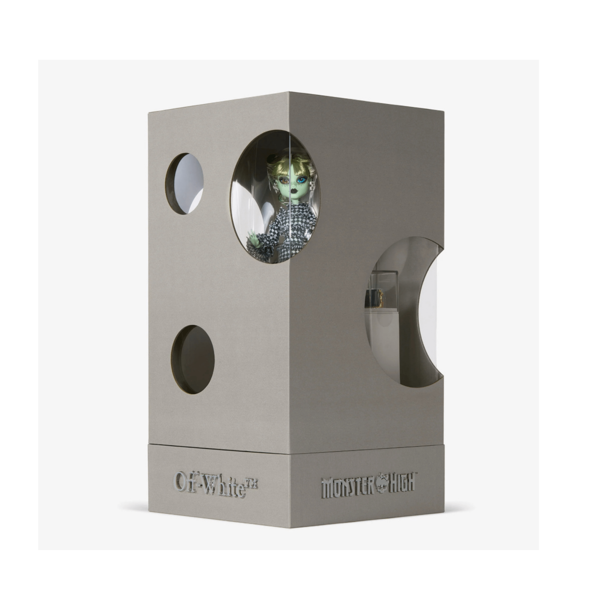 Mattel Creations Off-White c/o Monster High Harmonie Ghoul Doll - LOW&BEHOLD
