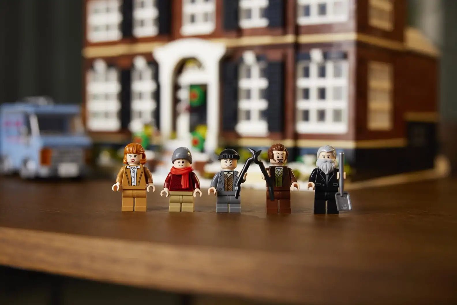 LEGO Ideas Home Alone - LOW&BEHOLD
