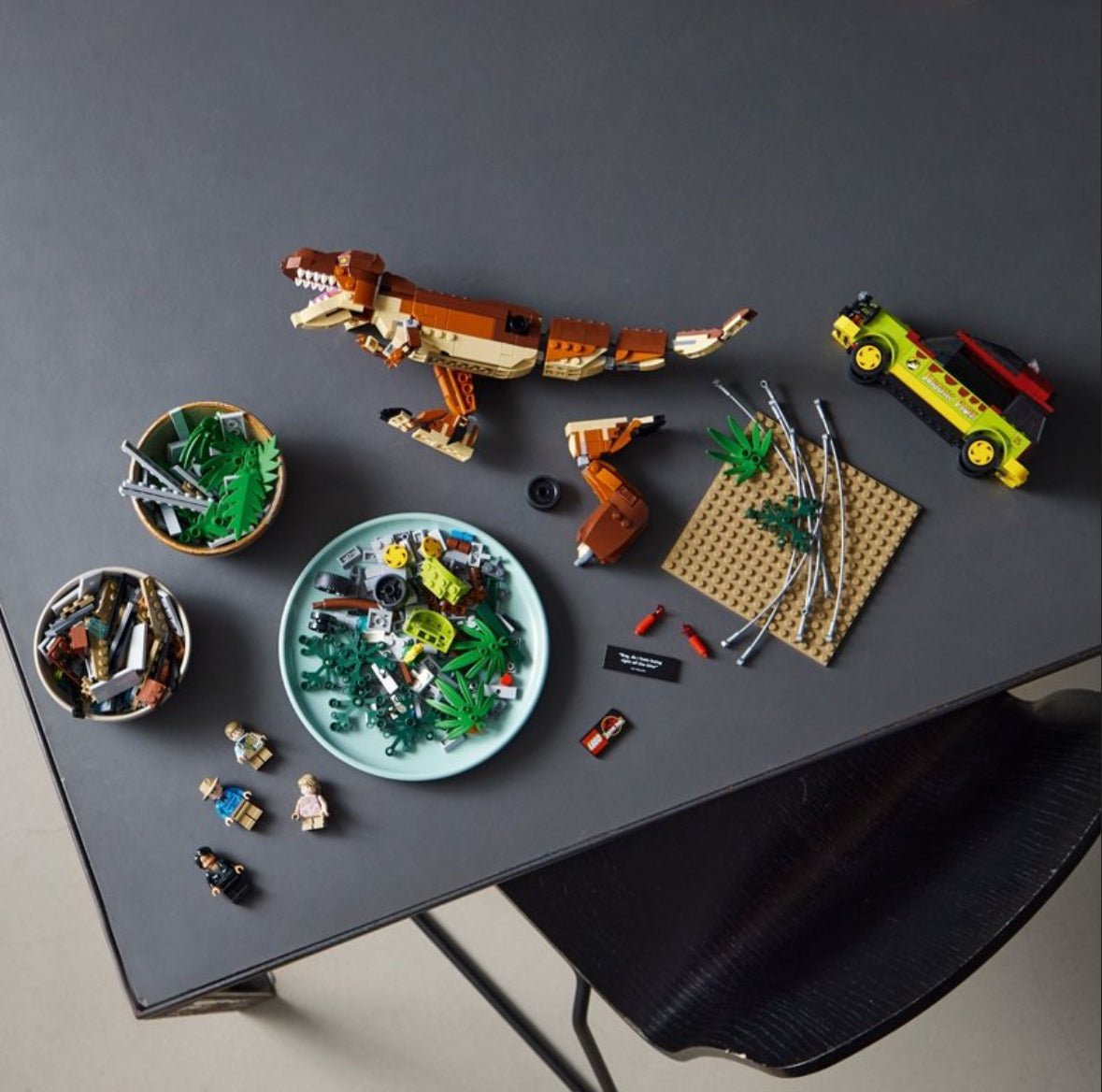 LEGO Jurassic Park T. rex Breakout Set 76956 - LOW&BEHOLD