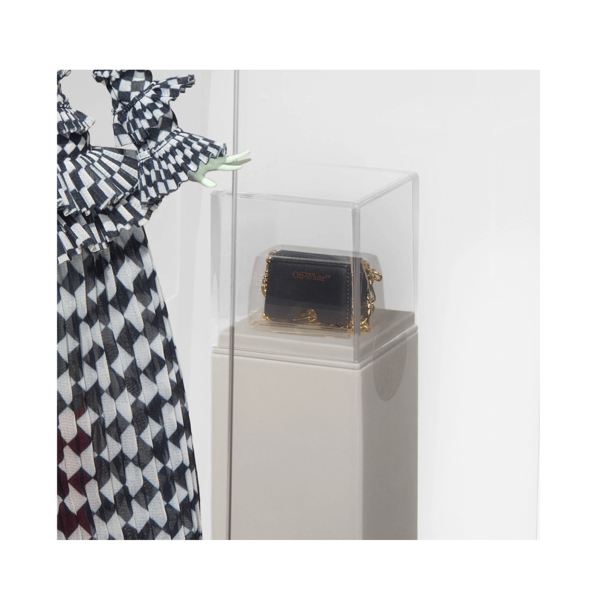 Mattel Creations Off-White c/o Monster High Harmonie Ghoul Doll - LOW&BEHOLD